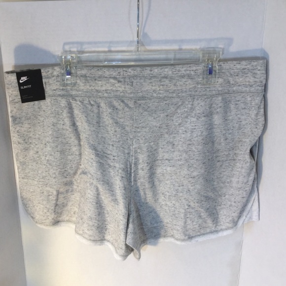 NWT NIKE SLIM FIT SPORTSWEAR HEATHER GRAY SHORTS SIZE - XL - Picture 4 of 11